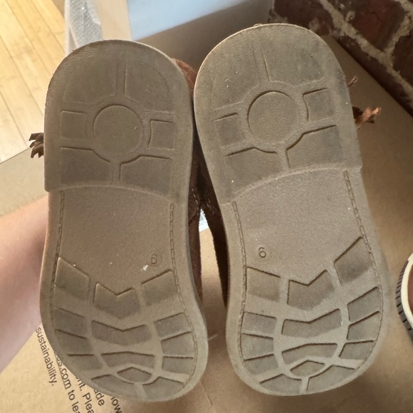 Tucker & Tate fringe boot size 9 tan - Picture 4 of 4